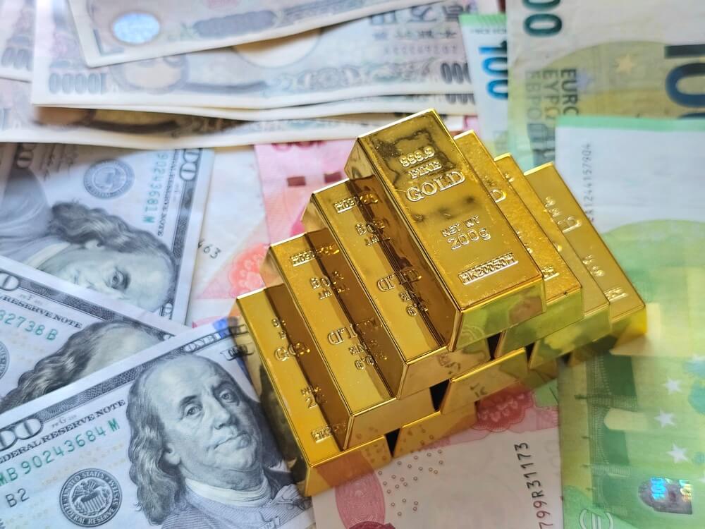 gold vs currency trading